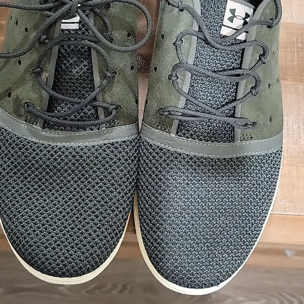 Under Armour charged Army Green Sneakers women's 9.5  Training, Athletic Shoe